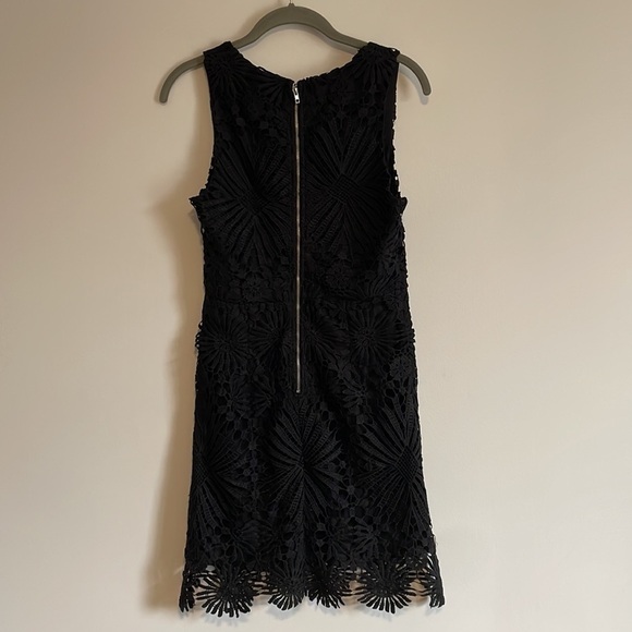 LBD Lace Shift Dress Med Black Eyelet Mini Lulus Classy Evening Contemporary - Picture 11 of 15